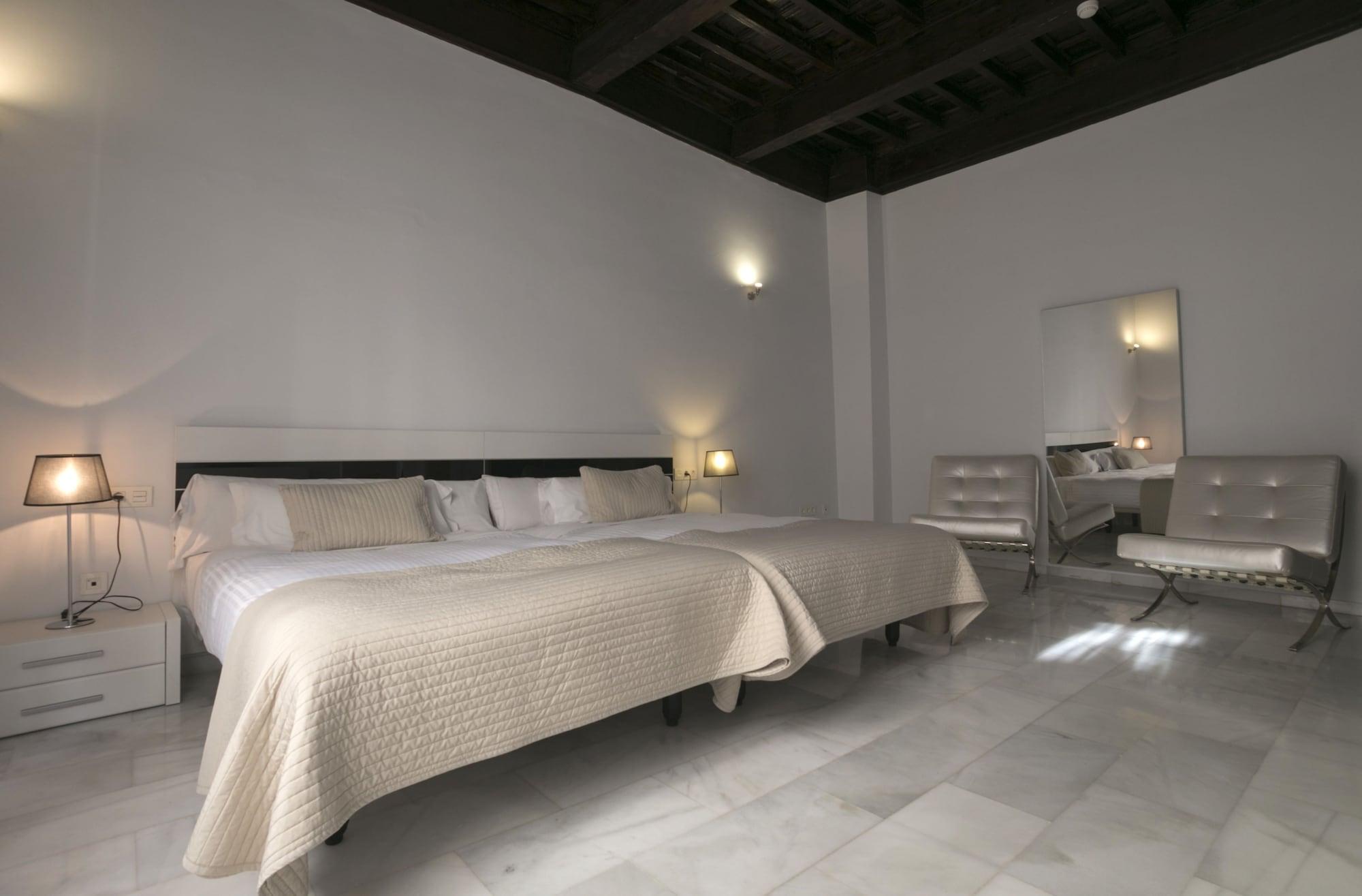 Elvira Aparthotel Granada
