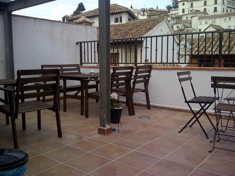 Elvira Aparthotel Granada