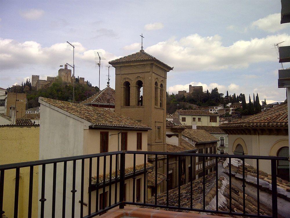 Elvira Granada