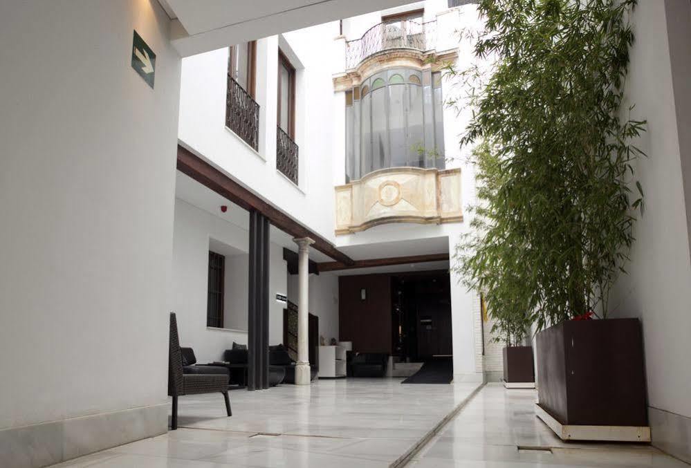 Apartahotel Elvira Granada